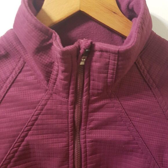 NEW 🌸 NIKE FIT THERMA Mulberry Jacket with Fleece Sides NEW MEDIUM - Picture 4 of 12